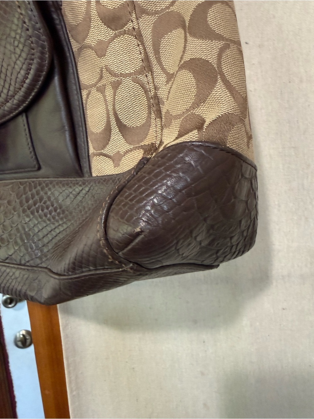 Coach Charlie Signature Python Hobo style - Picture 9 of 12